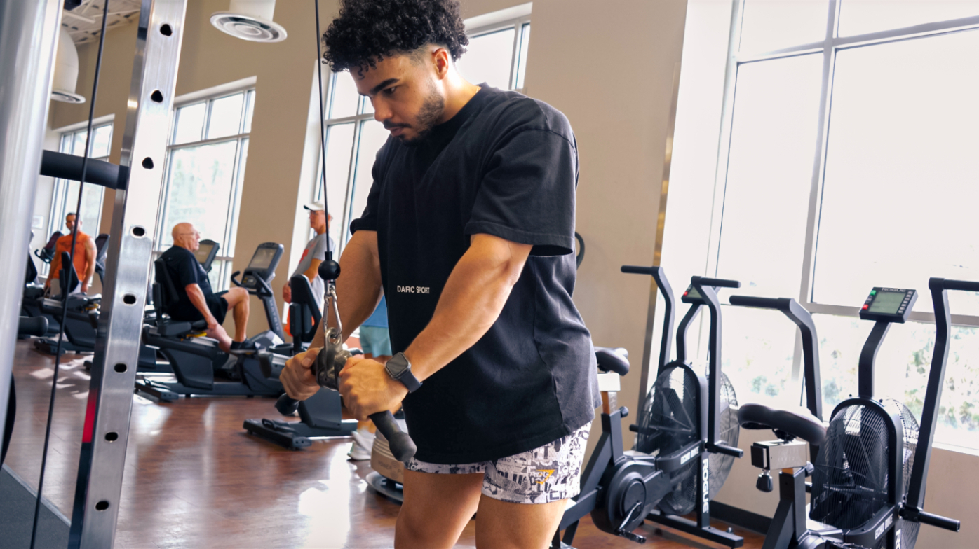 cable tricep exercise in gym