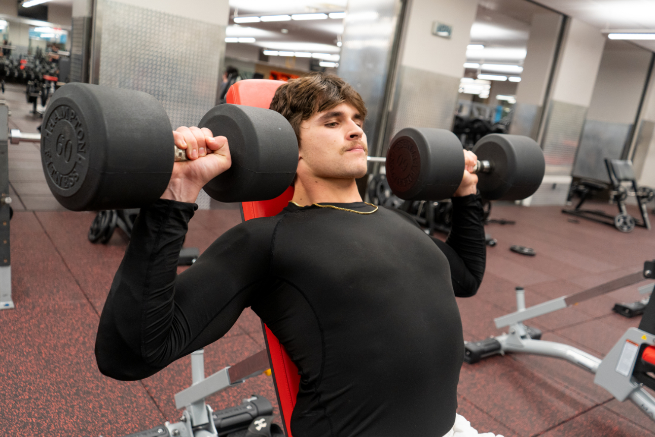 Chest press dumbbell fitness